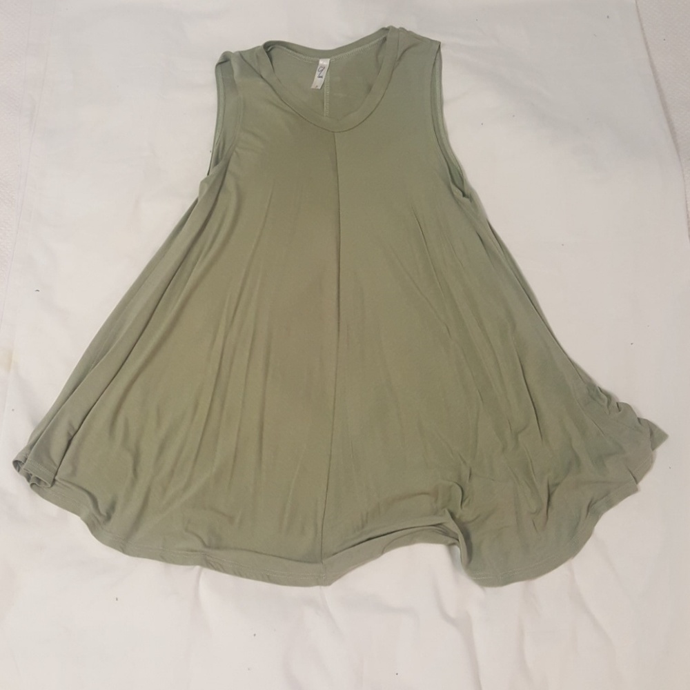 Sleeveless top